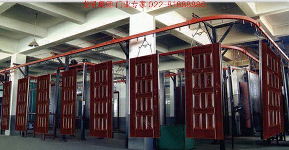 龙犼门业集团：源头防火门厂，十大品牌品质，价格优工期短，24小时定制服务